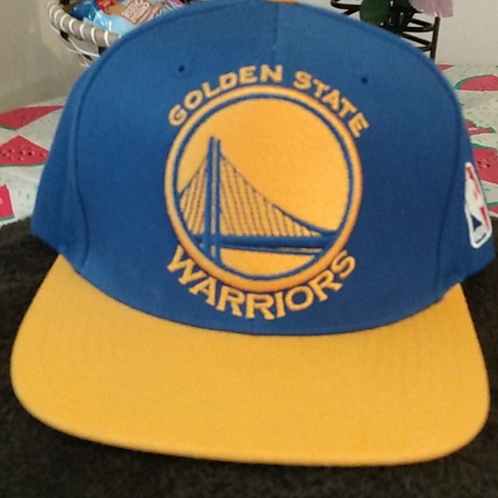 Vintage 🔥 Mitchell N-Ness Golden State warriors mint condition snapback